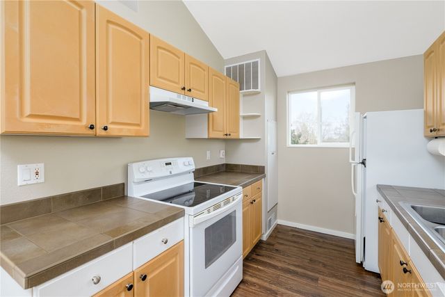 81 Guy Kelly Road, Port Angeles, WA 98362