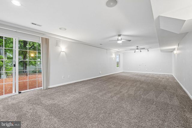 15566 TODDSBURY LN, Manassas, VA 20112