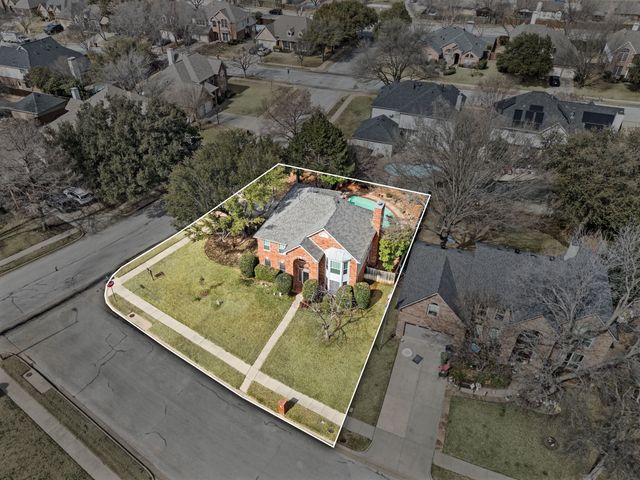 2156 Sandell Drive, Grapevine, TX 76051