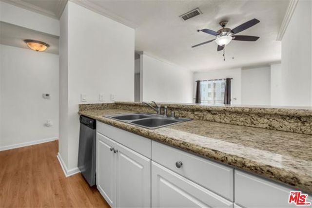 838 Pine Avenue 506, Long Beach, CA 90813