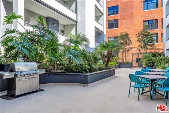 838 Pine Avenue 506, Long Beach, CA 90813