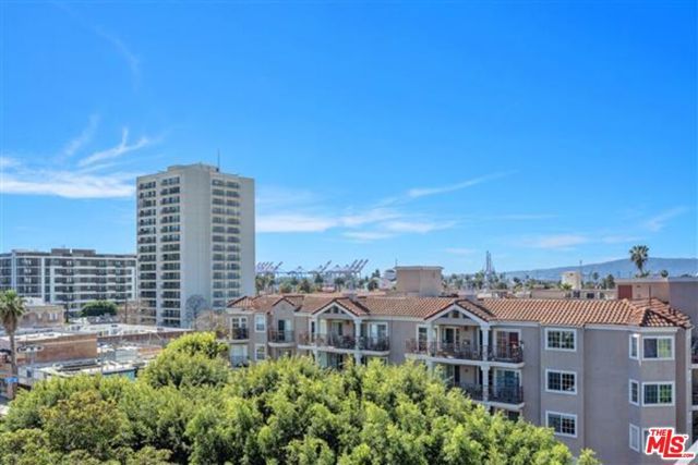 838 Pine Avenue 506, Long Beach, CA 90813