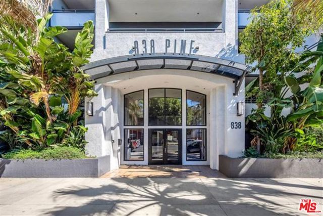 838 Pine Avenue 506, Long Beach, CA 90813