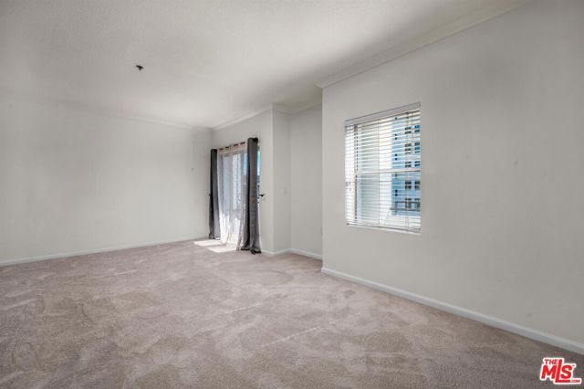 838 Pine Avenue 506, Long Beach, CA 90813