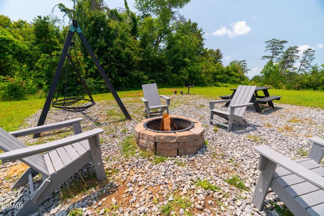 229 Lily Jo Way, Sevierville, TN 37876
