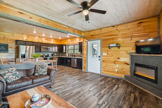 229 Lily Jo Way, Sevierville, TN 37876