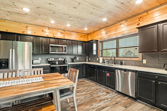 229 Lily Jo Way, Sevierville, TN 37876