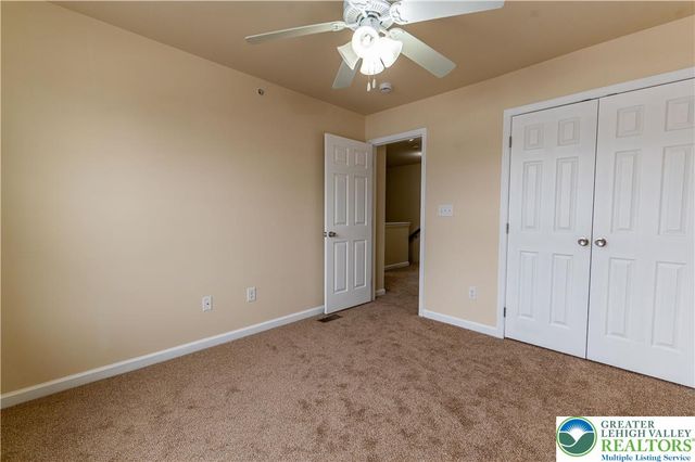 241 Snapdragon Way, Upper Macungie Twp, PA 18104