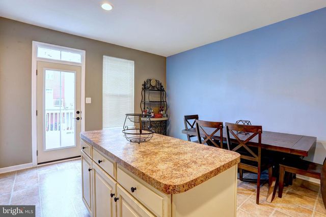 7927 TRAILVIEW XING, Glen Burnie, MD 21060