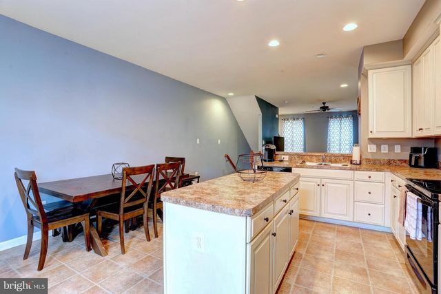 7927 TRAILVIEW XING, Glen Burnie, MD 21060