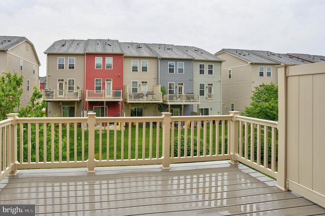 7927 TRAILVIEW XING, Glen Burnie, MD 21060