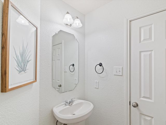 2535 Zephyr Lane, Rosenberg, TX 77471