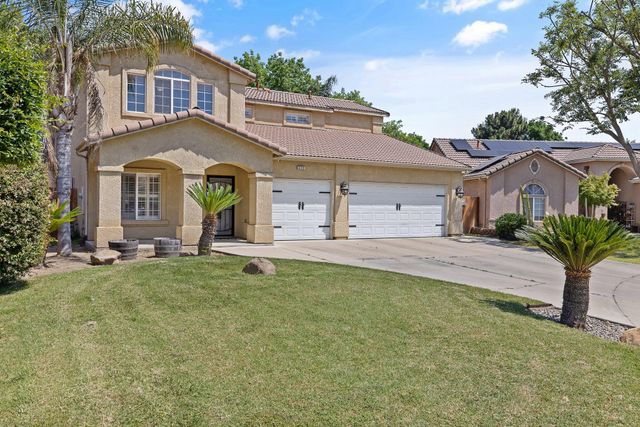 514 W Ashland Court, Visalia, CA 93277