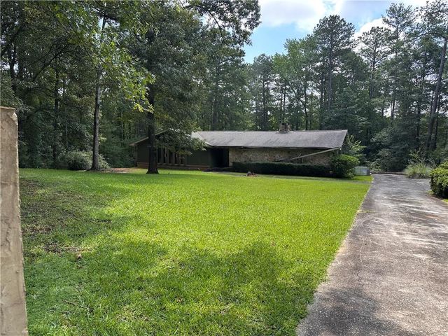 4520 Thompson Road, Atlanta, GA 30349