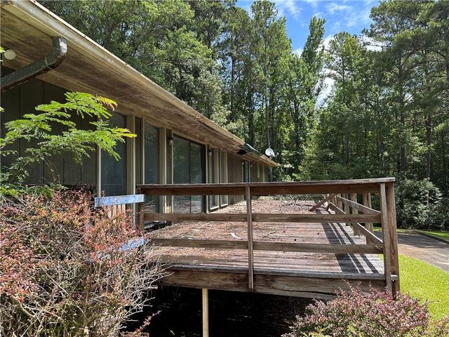 4520 Thompson Road, Atlanta, GA 30349