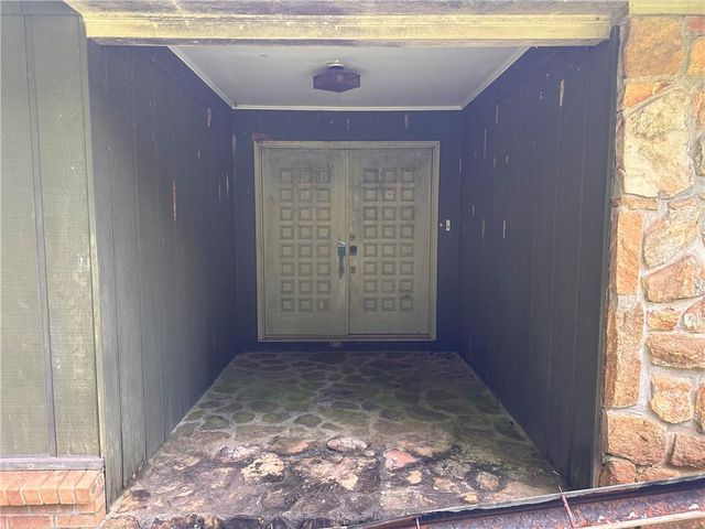 4520 Thompson Road, Atlanta, GA 30349