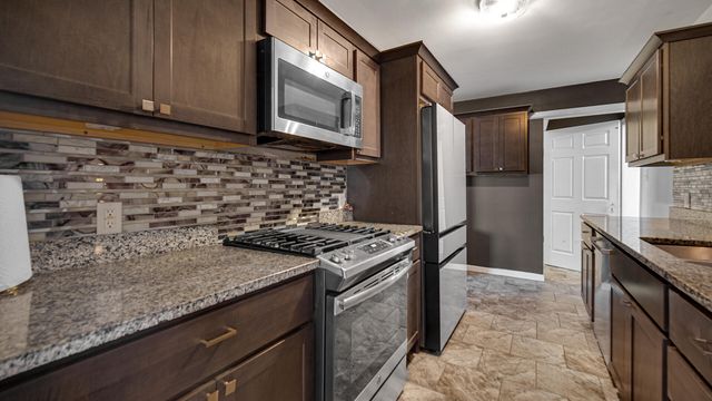 1710 Minnesota Street, Hobart, IN 46342