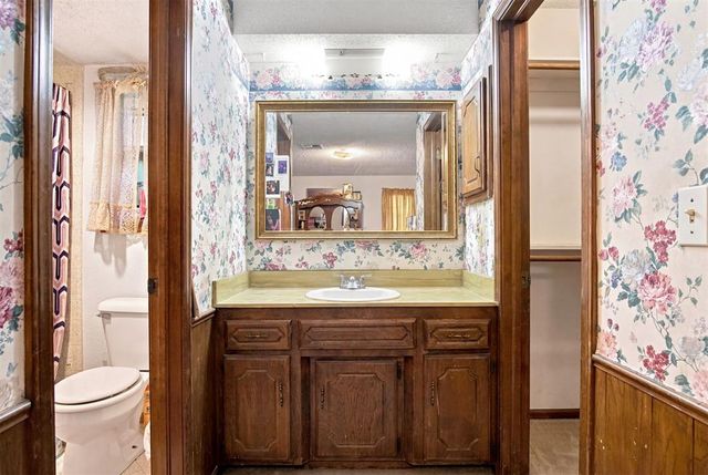 11517 Bel Air Place, Oklahoma City, OK 73120