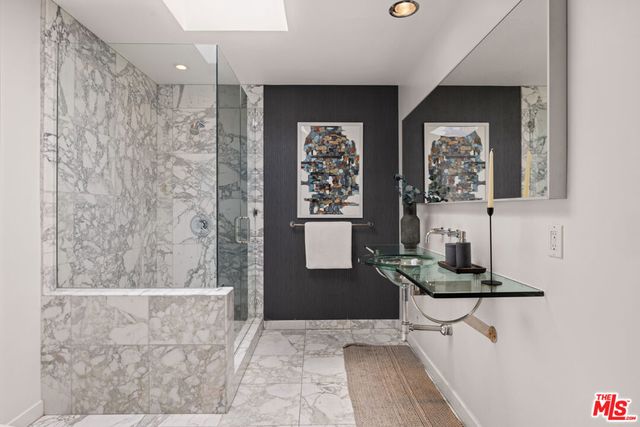 1506 Blue Jay Way, Los Angeles, CA 90069