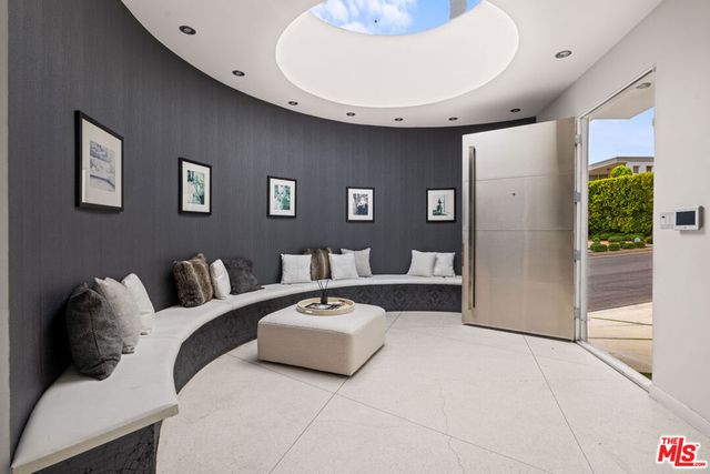 1506 Blue Jay Way, Los Angeles, CA 90069