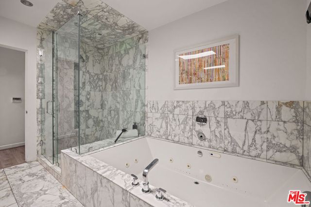 1506 Blue Jay Way, Los Angeles, CA 90069