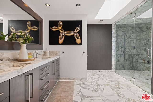1506 Blue Jay Way, Los Angeles, CA 90069