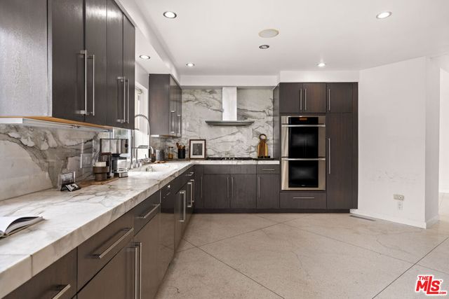 1506 Blue Jay Way, Los Angeles, CA 90069