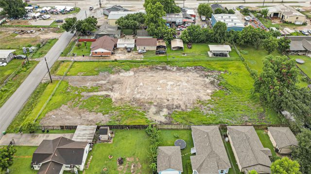 9517 Aldine Westfield Road, Houston, TX 77093