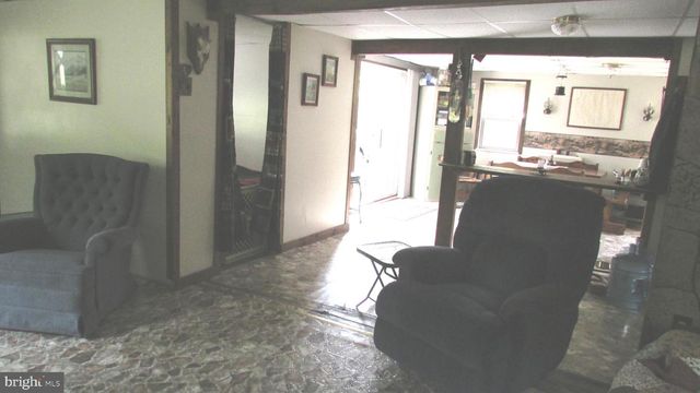 105 BIG RUN RD, Beech Creek, PA 16822