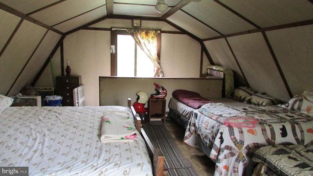 105 BIG RUN RD, Beech Creek, PA 16822