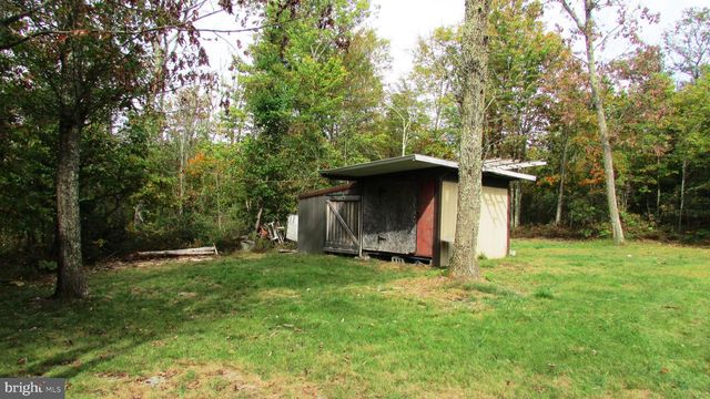 105 BIG RUN RD, Beech Creek, PA 16822