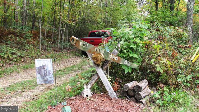 105 BIG RUN RD, Beech Creek, PA 16822