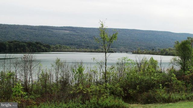 105 BIG RUN RD, Beech Creek, PA 16822