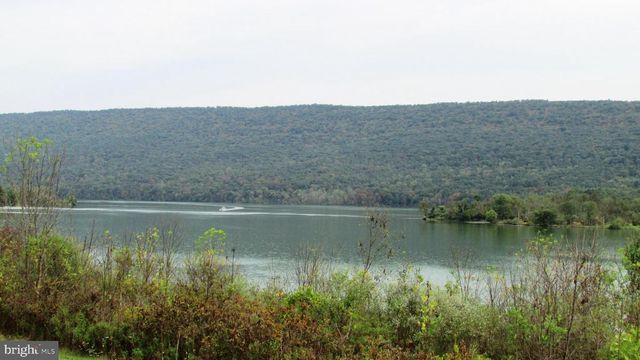 105 BIG RUN RD, Beech Creek, PA 16822