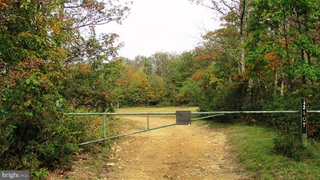 105 BIG RUN RD, Beech Creek, PA 16822