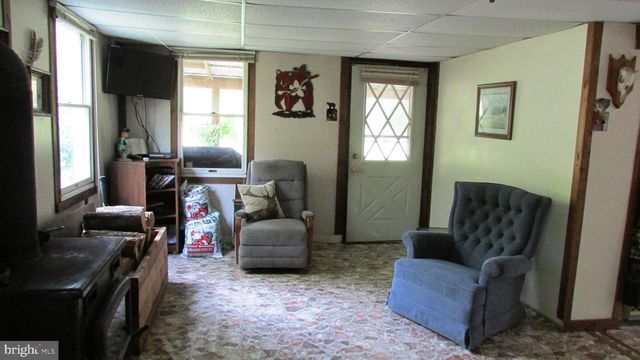 105 BIG RUN RD, Beech Creek, PA 16822