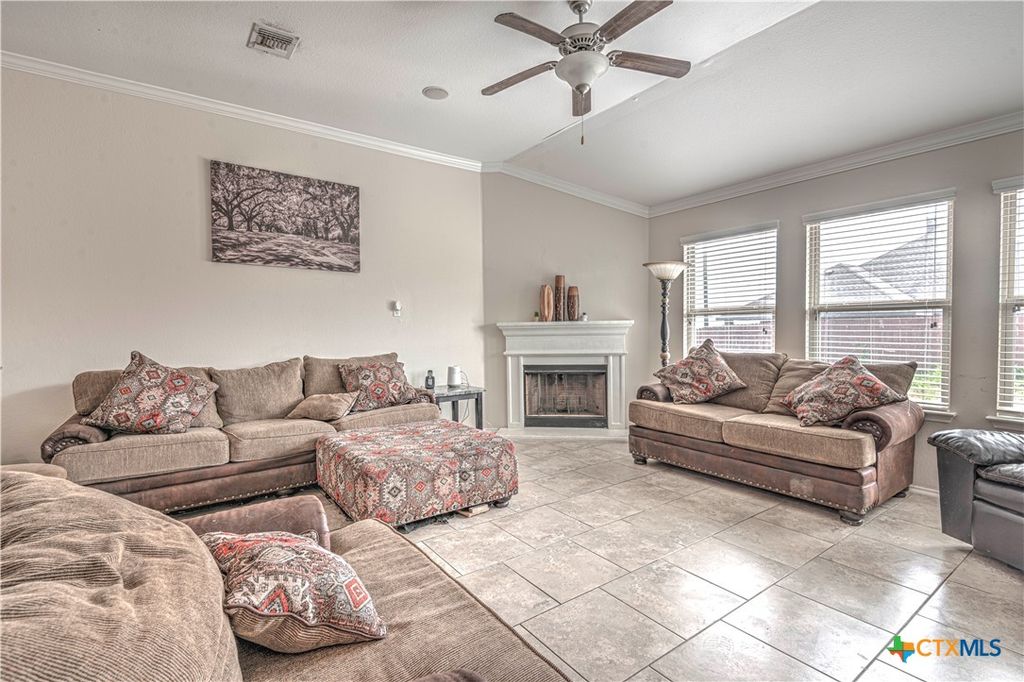 Image 11 of property listing at 6608 Serpentine Drive, Killeen, TX 76542