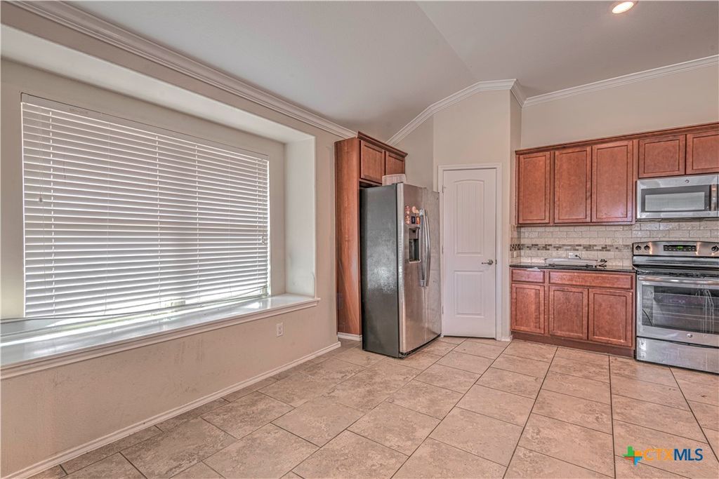 Image 14 of property listing at 6608 Serpentine Drive, Killeen, TX 76542