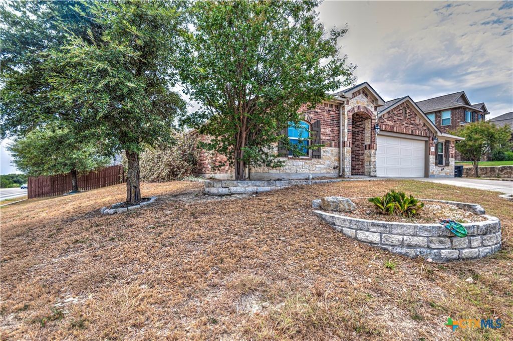 Image 3 of property listing at 6608 Serpentine Drive, Killeen, TX 76542