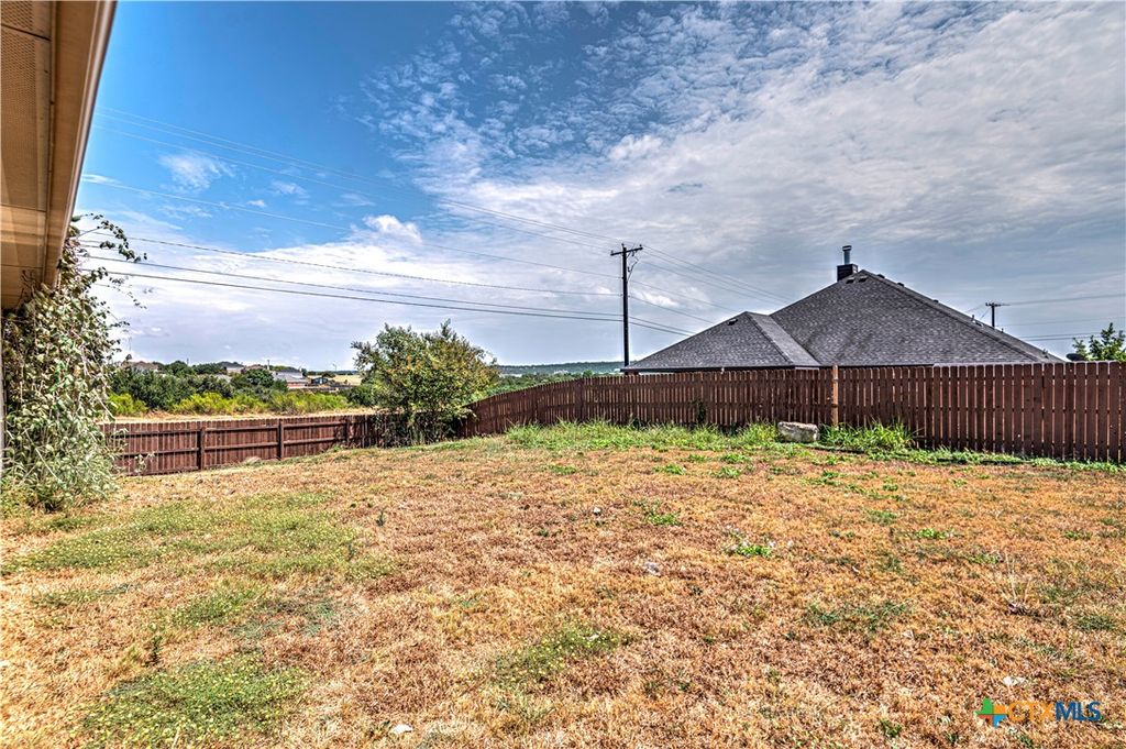 Image 30 of property listing at 6608 Serpentine Drive, Killeen, TX 76542