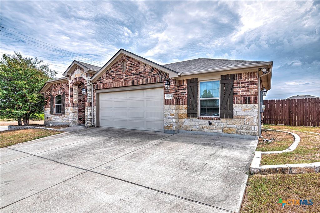 Image 5 of property listing at 6608 Serpentine Drive, Killeen, TX 76542