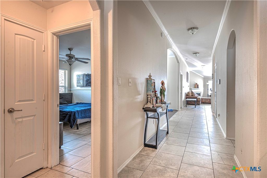 Image 7 of property listing at 6608 Serpentine Drive, Killeen, TX 76542