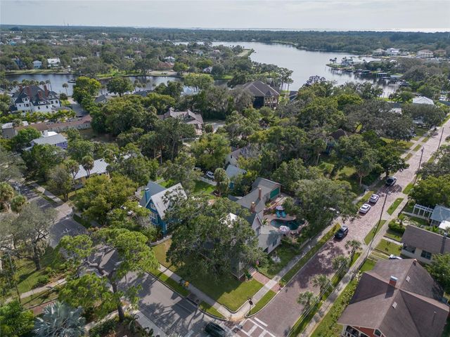 101 READ STREET, Tarpon Springs, FL 34689