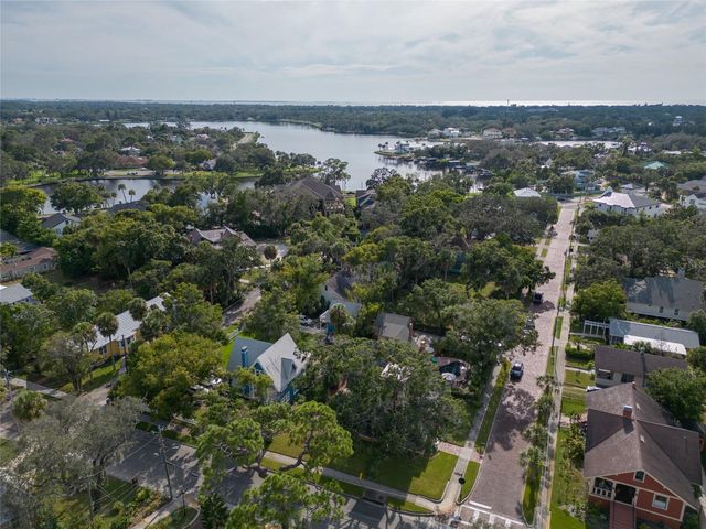 101 READ STREET, Tarpon Springs, FL 34689