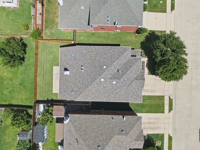 2731 Safe Harbor Drive, Lewisville, TX 75056