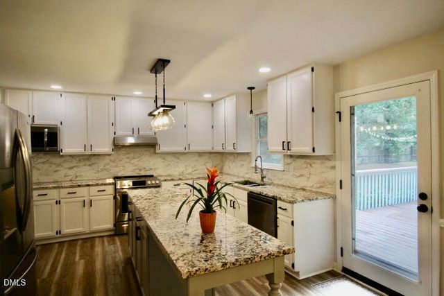 6033 Walking Stick Trail, Raleigh, NC 27603