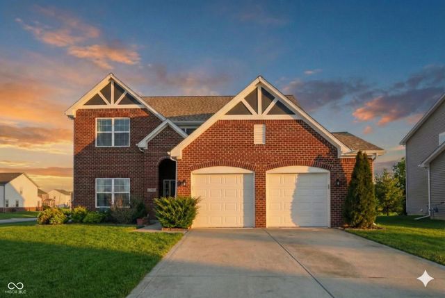 6179 N Cedarwood Drive, Mccordsville, IN 46055
