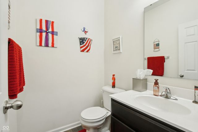 6179 N Cedarwood Drive, Mccordsville, IN 46055