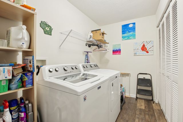 6179 N Cedarwood Drive, Mccordsville, IN 46055