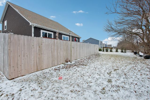 6179 N Cedarwood Drive, Mccordsville, IN 46055